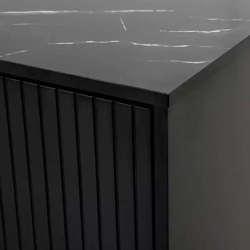 Mobile buffet credenza con 4 ante, maniglie in metallo e ripiani regolabili, nero