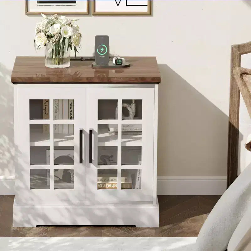 Comodino moderno da 24", comodino in legno con anta in vetro, tavolino da divano accentuato con ripiano regolabile, comodino stretto per piccoli spazi