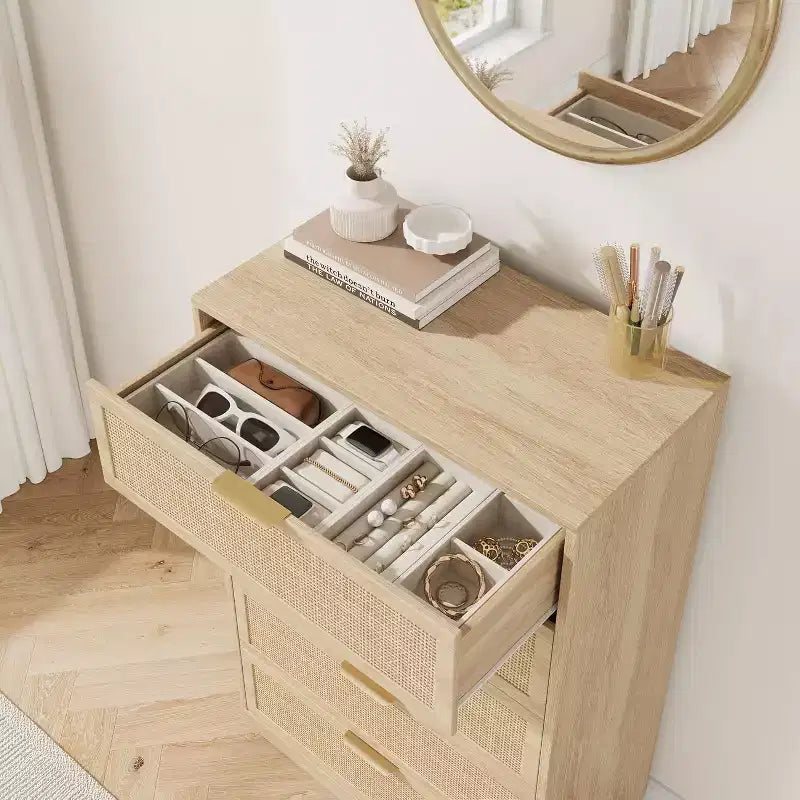 Cassettiera a 5 cassetti in legno ingegnerizzato di rattan 75,9 x 118,9 cm