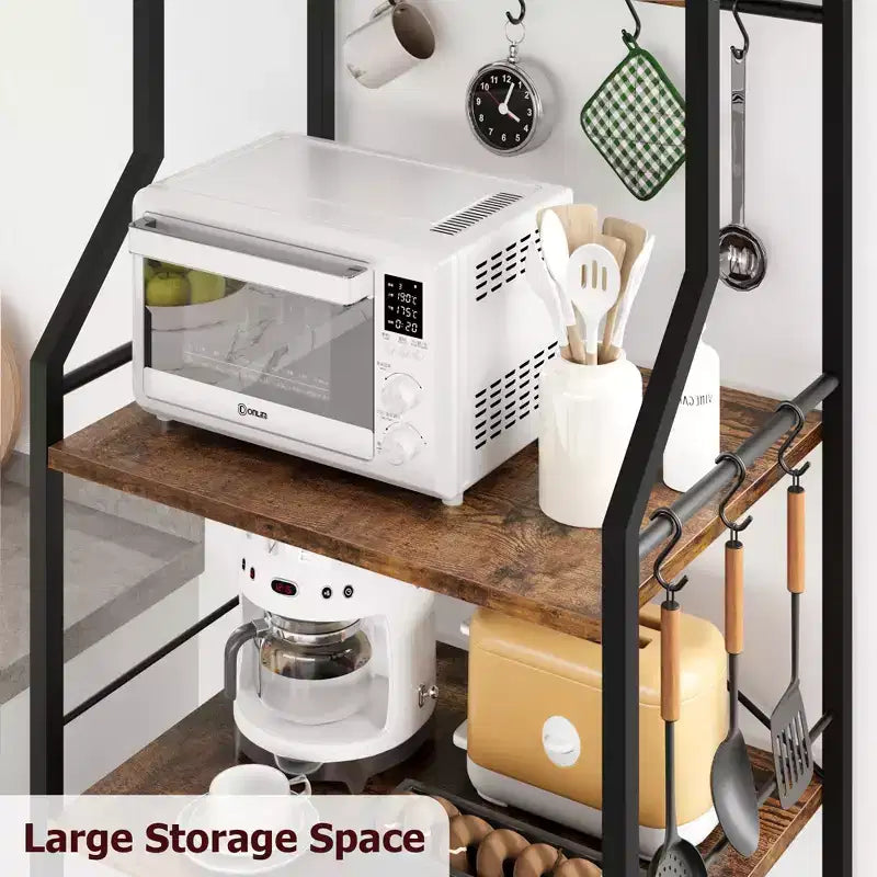 Scaffale da Cucina Industriale a 5 Ripiani con 2 Cesti in Filo e 8 Ganci, Supporto da Forno a Microonde Indipendente Salvaspazio e Stazione Caffè