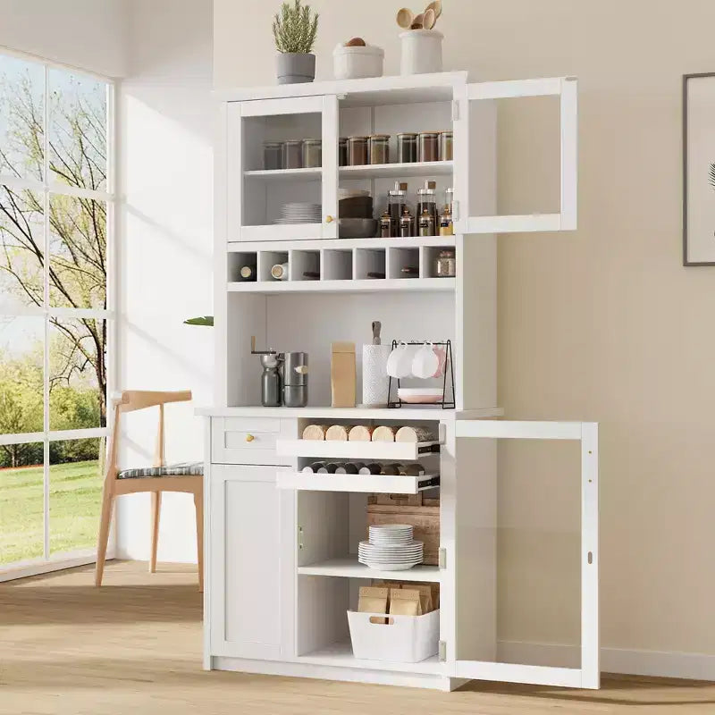 Credenza rustica autoportante con cristalliera, armadio alto da cucina con portabottiglie e ripiani regolabili per sala da pranzo